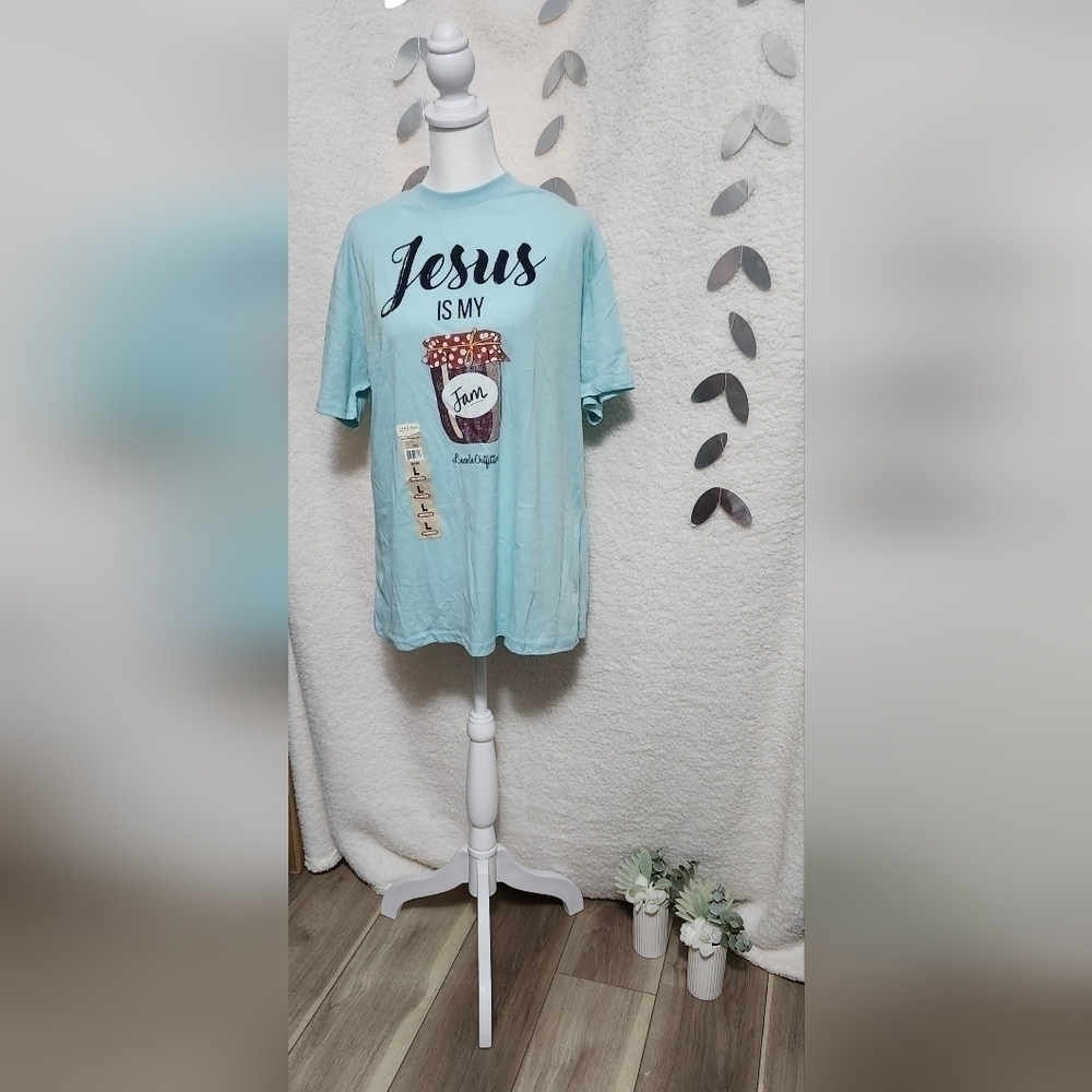 Lincoln Outfitters Jesus is my Jam Tee Size: L